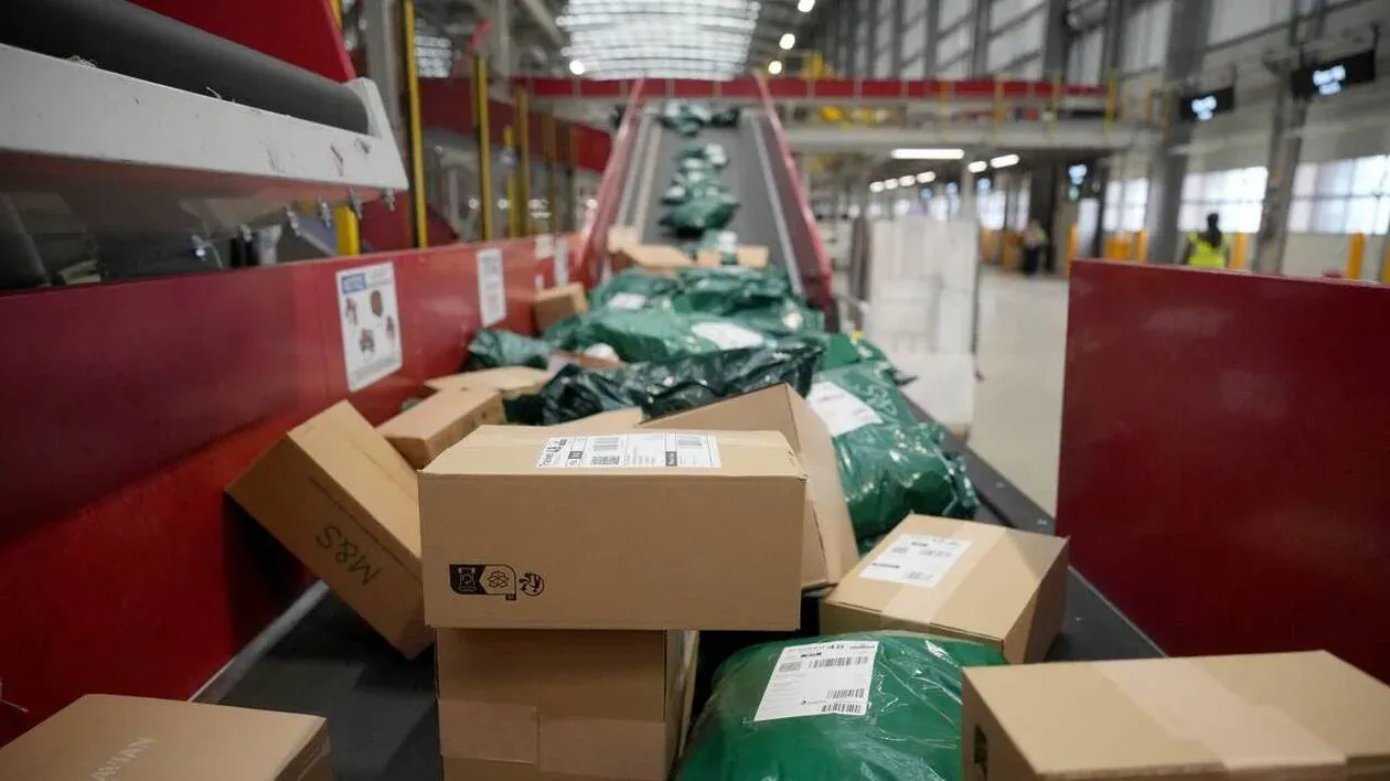 Le Tournant de l'UE Face au "Fast Retail" : Fin de l'Exonération Douanière pour les Petits Colis (Shein, Temu) – Quel Impact sur le Commerce Global ?