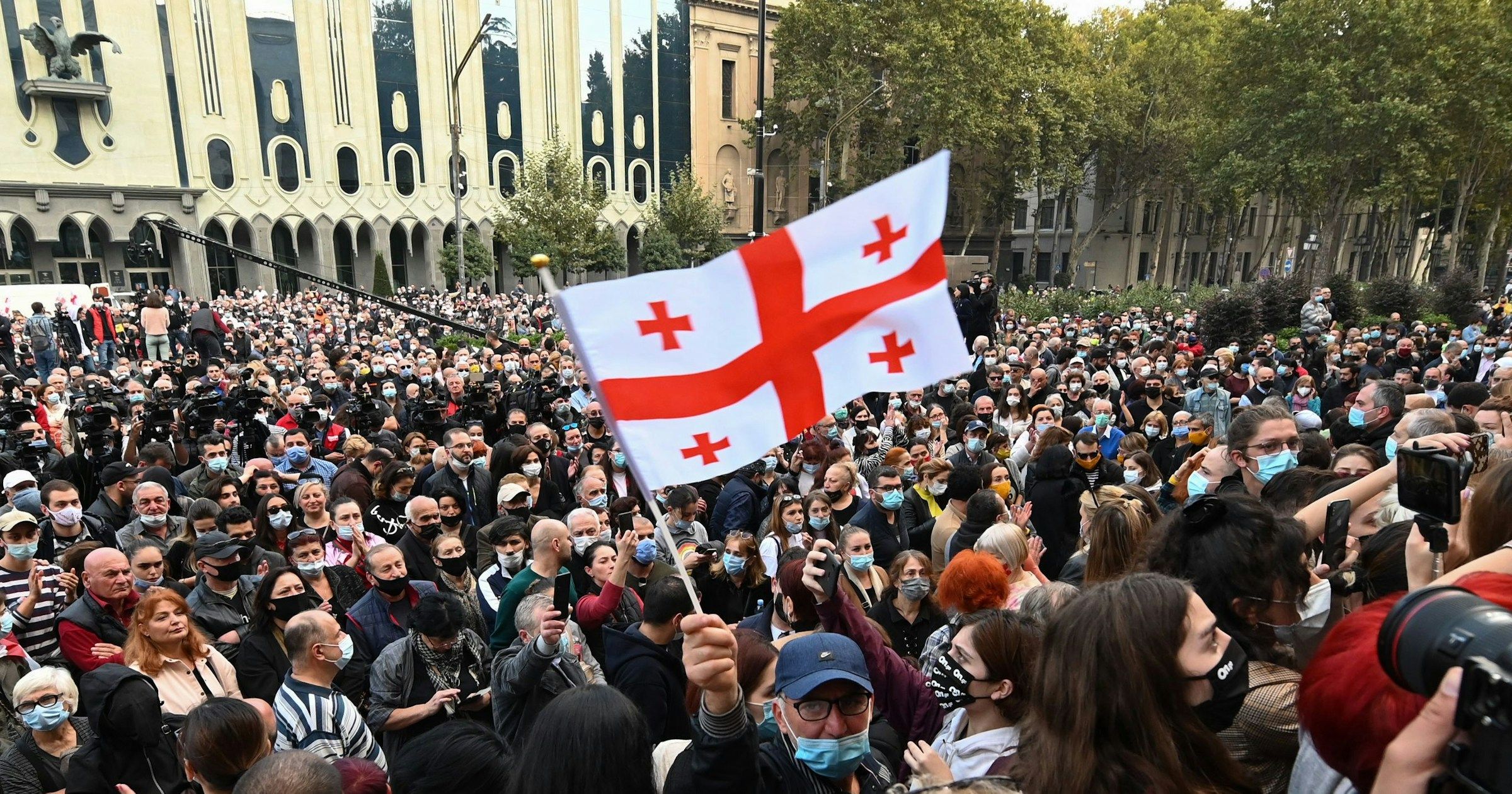 Comment le gouvernement veut nous faire taire" : en Géorgie, ONG et médias se rebiffent