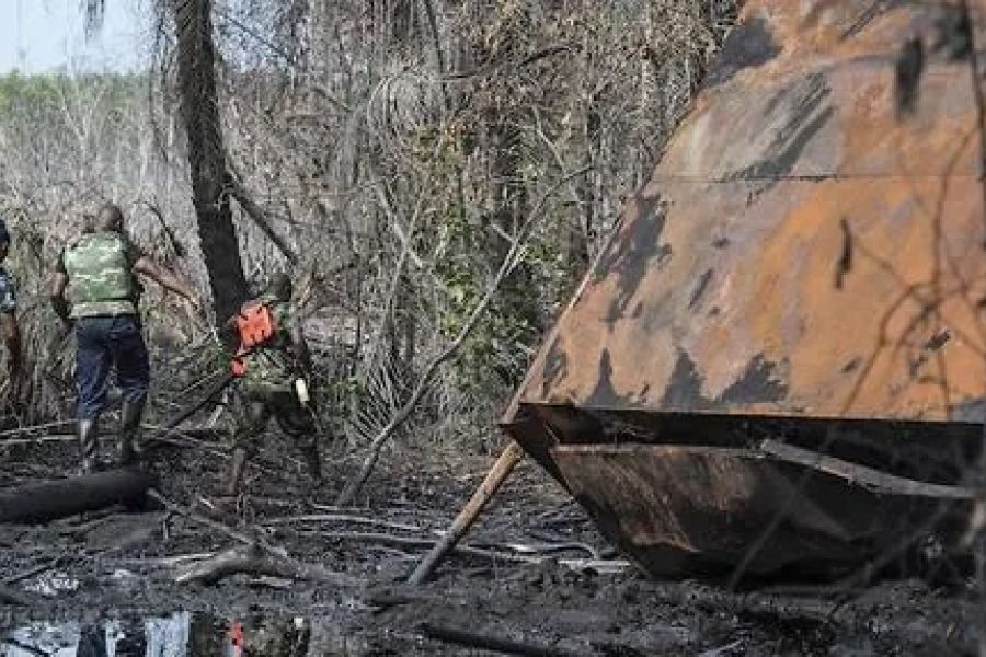 Au moins 18 personnes meurent au Nigeria dans l'explosion d'une raffinerie