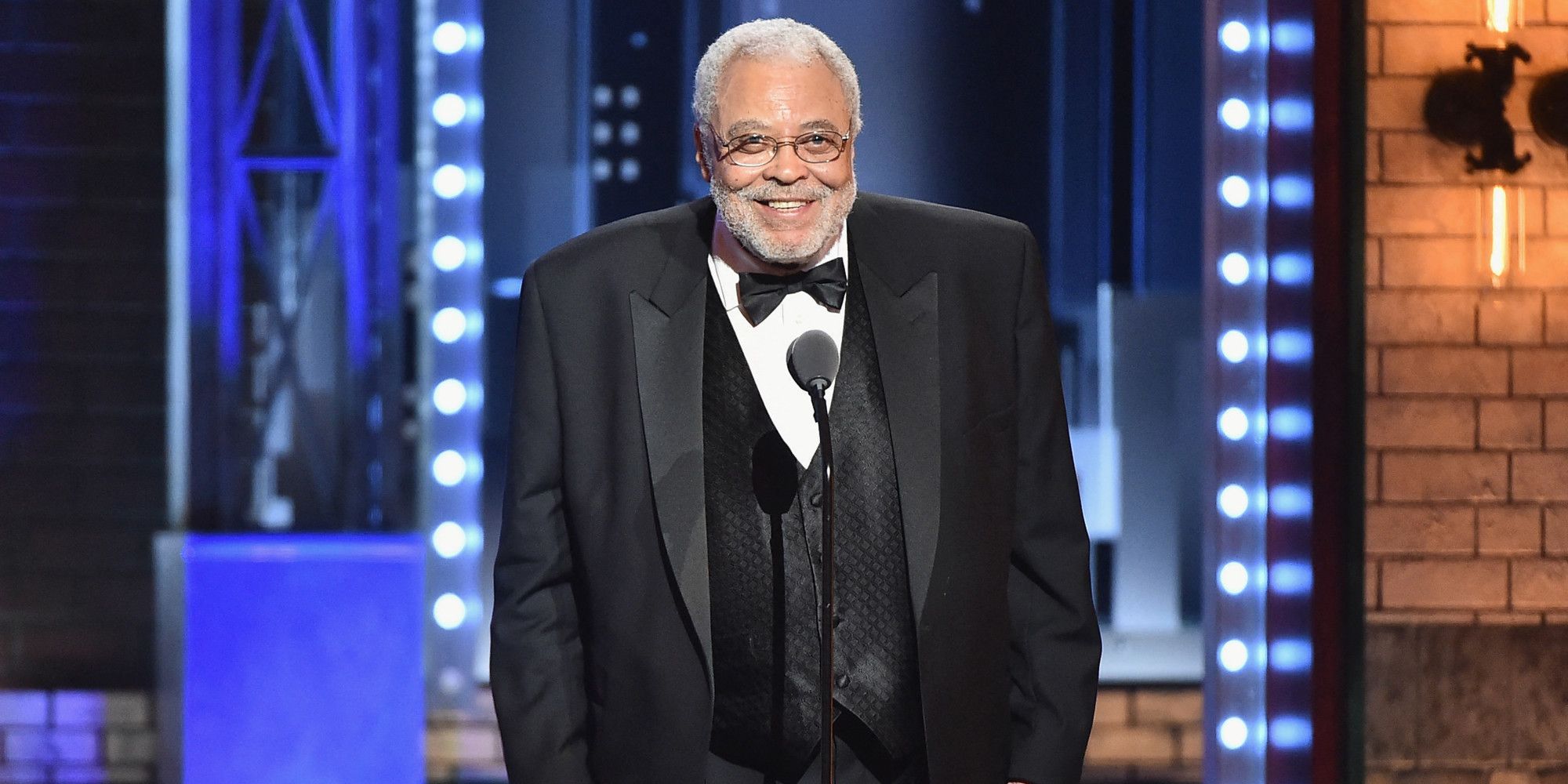 Omondo Culture - James Earl Jones, voix mythique de Dark Vador et du Roi Lion, est mort à 93 ans