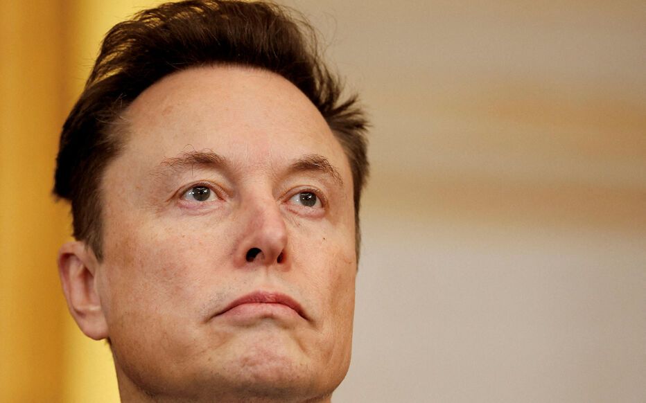 Elon Musk critique le projet d'investissement dans l'IA de Donald Trump