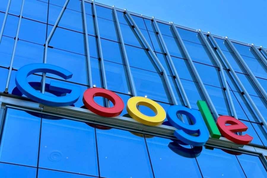 Technologie et Cloud Global : Alphabet Enregistre une Hausse Phénoménale de 82 % de ses Revenus Cloud