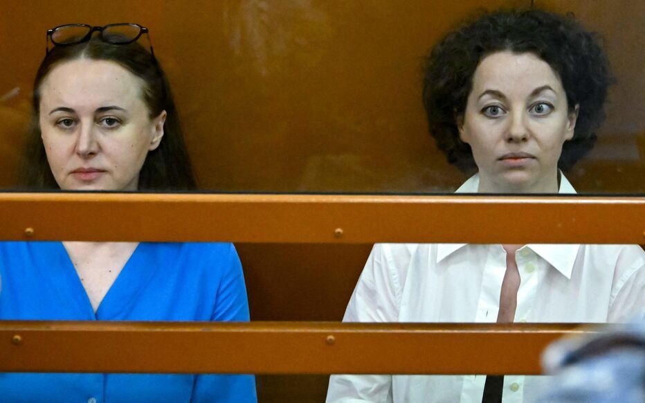 Russie : peines commuées pour deux artistes en prison pour une pièce de théâtre