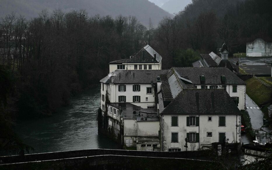 Affaire Bétharram : un ancien surveillant mis en examen et placé en détention provisoire : la lutte contre les abus sexuels dans les institutions religieuses