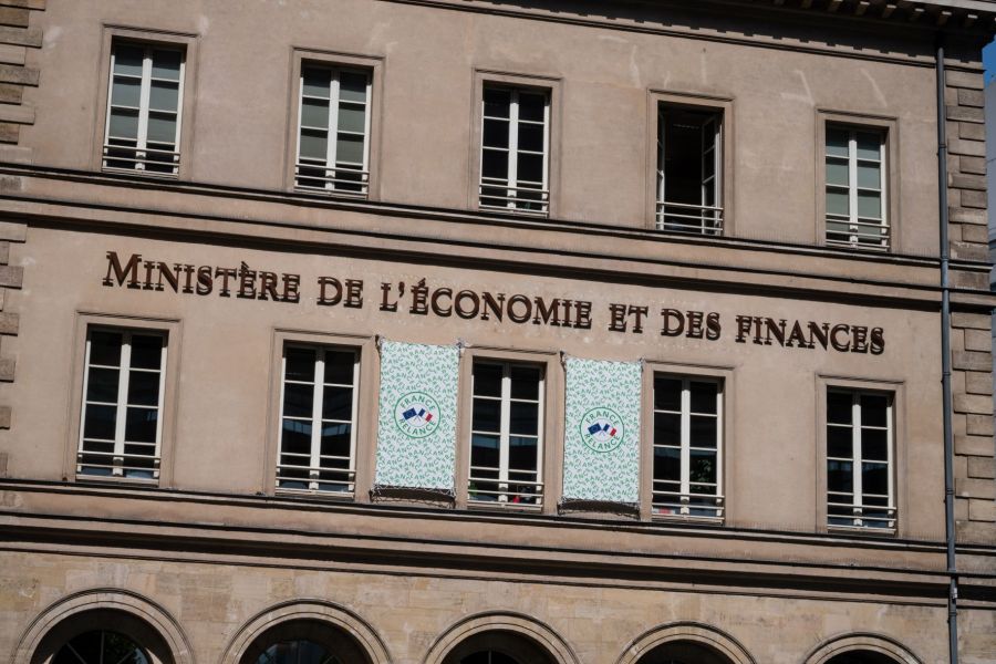 Dette française : S&P maintient la note 'AA-', un sursis inattendu pour le gouvernement