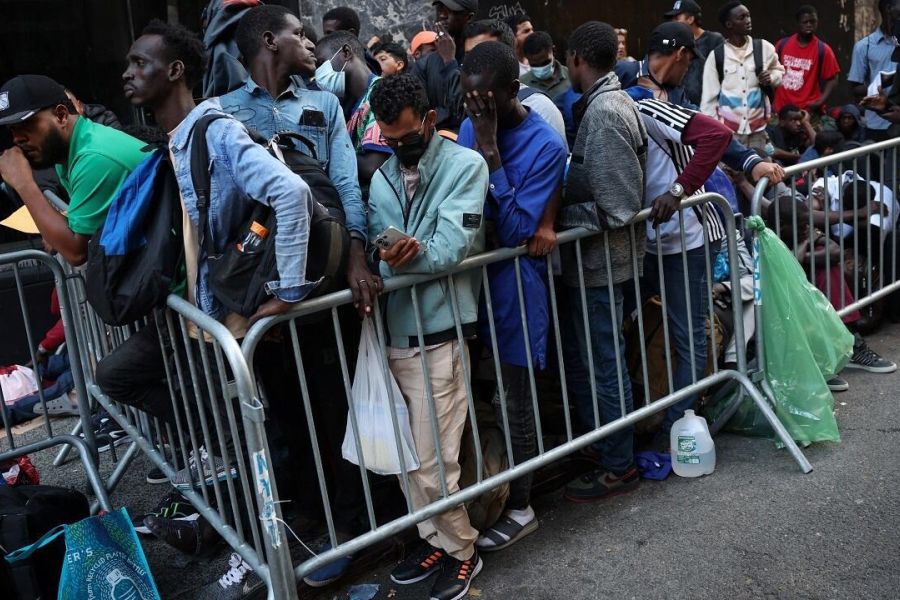 États-Unis : New York fermera l'un de ses plus grands refuges pour migrants d'ici le début de l'année 2025, révélateur d'une crise migratoire persistante