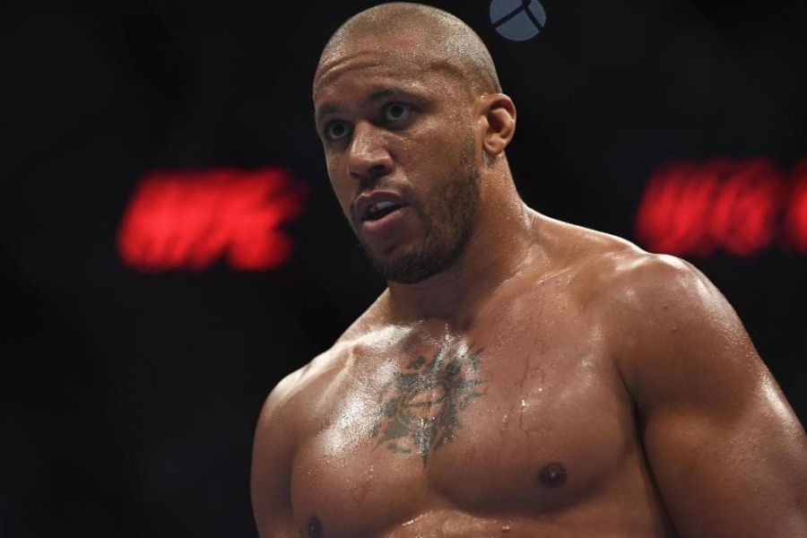 Cyril Gane numéro 1 des poids lourds, un Français en route vers la ceinture UFC