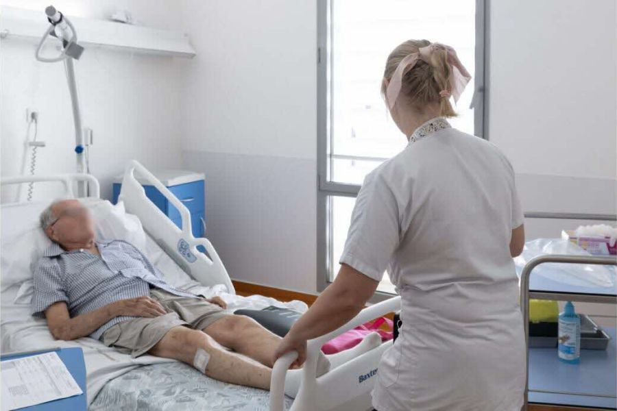 Santé Publique en Crise : La Fermeture Programmée de Lits et de Services Hospitaliers