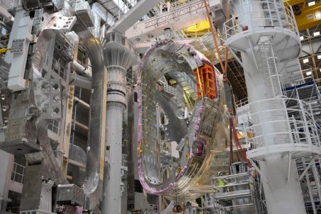 La Guerre des Atomes : La Fusion Nucléaire face au chant du cygne du Pétrole