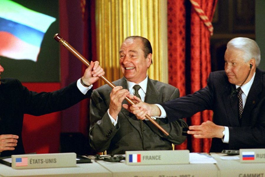 Relations France-Russie : de l'axe historique Chirac-Eltsine à la rupture géopolitique totale en 2026