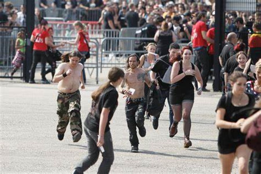 Manifestation devant le concert de Rammstein au milieu d'allégations d'agression sexuelle