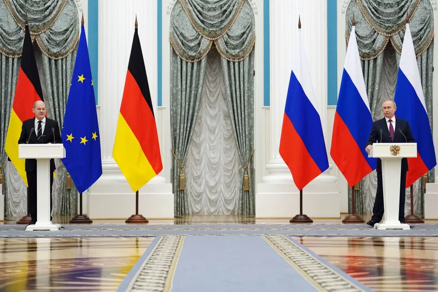 NÉGOCIER AVEC LA RUSSIE : ENTRE IDÉOLOGIE, BELLICISME ET RÉALISME ÉCONOMIQUE — LE CAS CRITIQUE DE L'ALLEMAGNE