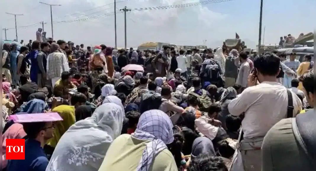 Le Pakistan entame l'expulsion des réfugiés sans papiers : les Afghans plongés dans la peur