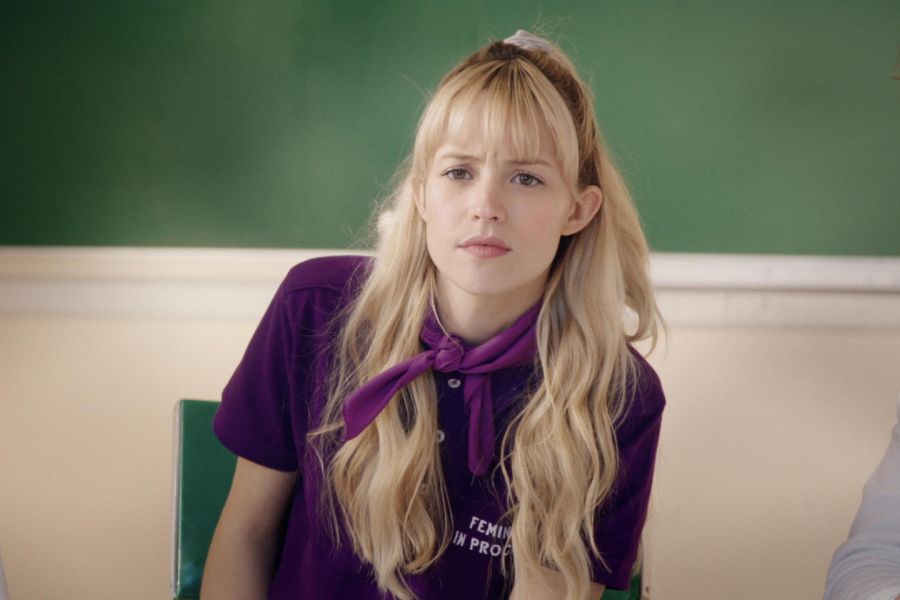 Omondo Stars et People : Angèle, «Balance Ton Quoi»