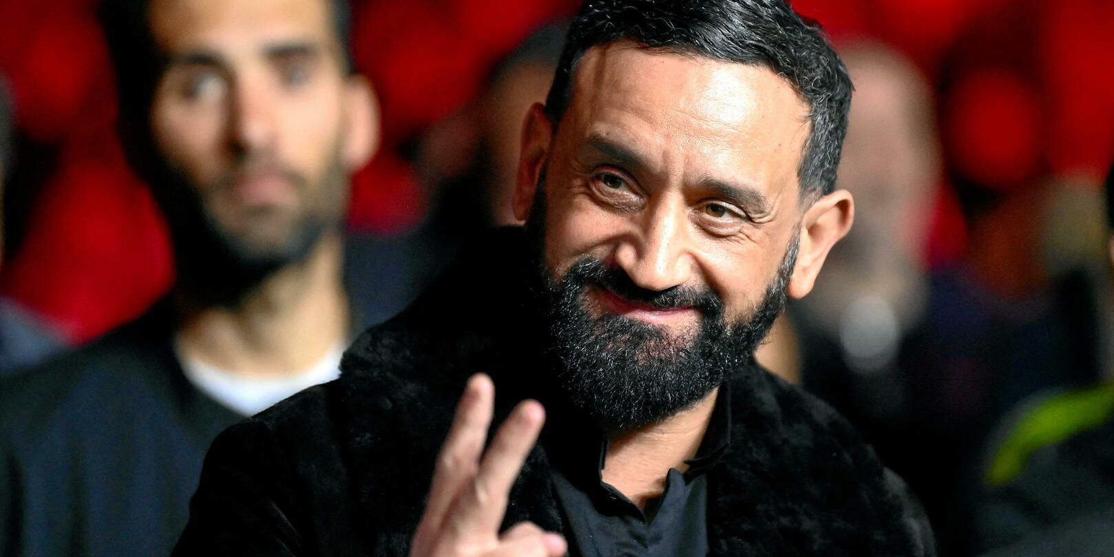 Cyril Hanouna face à ses promesses après la victoire de la gauche aux législatives