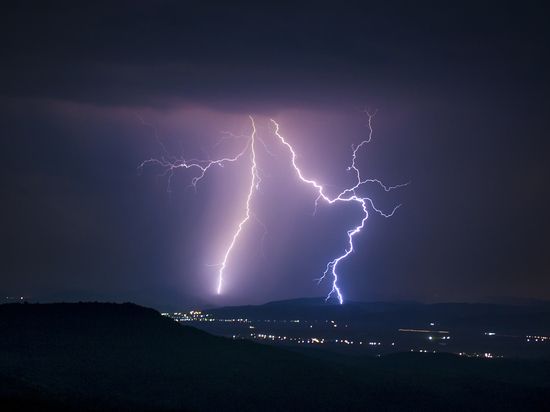 Les orages frappent le Massif central après une nuit tumultueuse en Isère