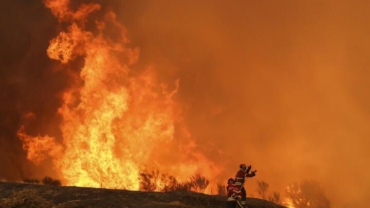 Vigilance orange canicule – 25 départements en alerte, pollution et incendies ravagent le sud