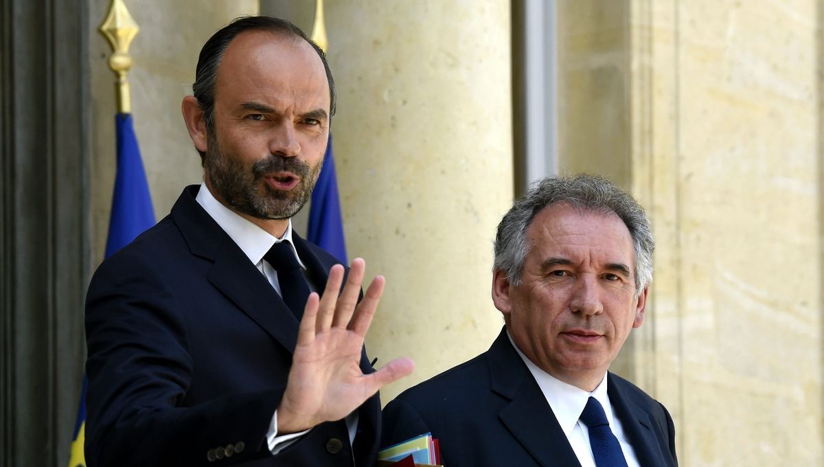Édouard Philippe attaque le gouvernement Bayrou sur France 5 : l’impuissance politique au cœur du débat national