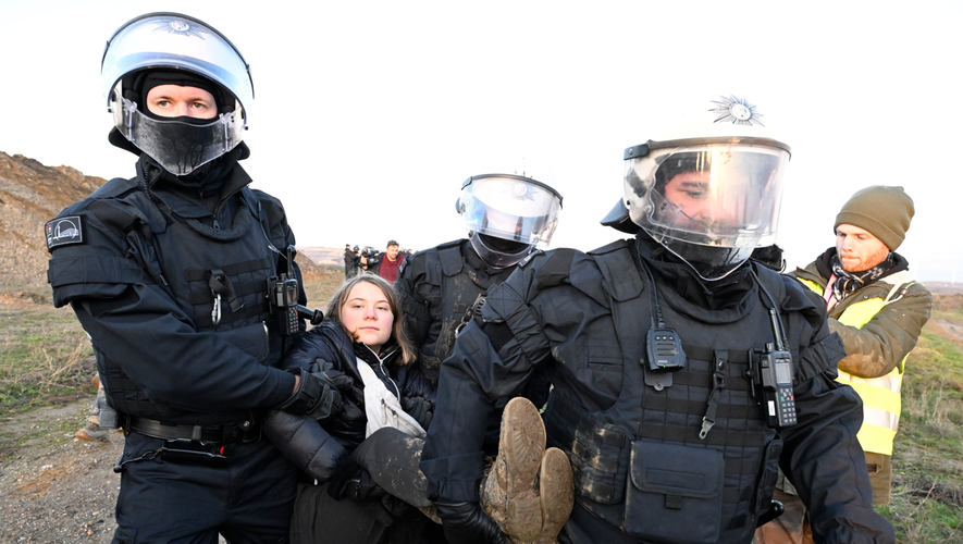 OMONDO ENVIRONNEMENT - Greta Thunberg arrêtée lors d'une manifestation à Bruxelles