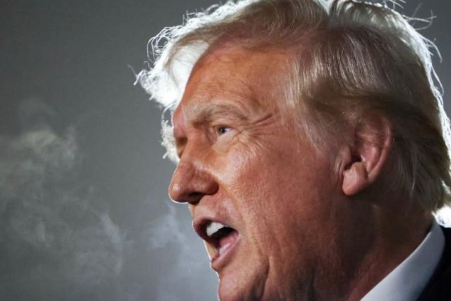 Trump sanctionne l'Afrique du Sud en raison d'une loi sur l'expropriation - Tensions diplomatiques et économiques en vue