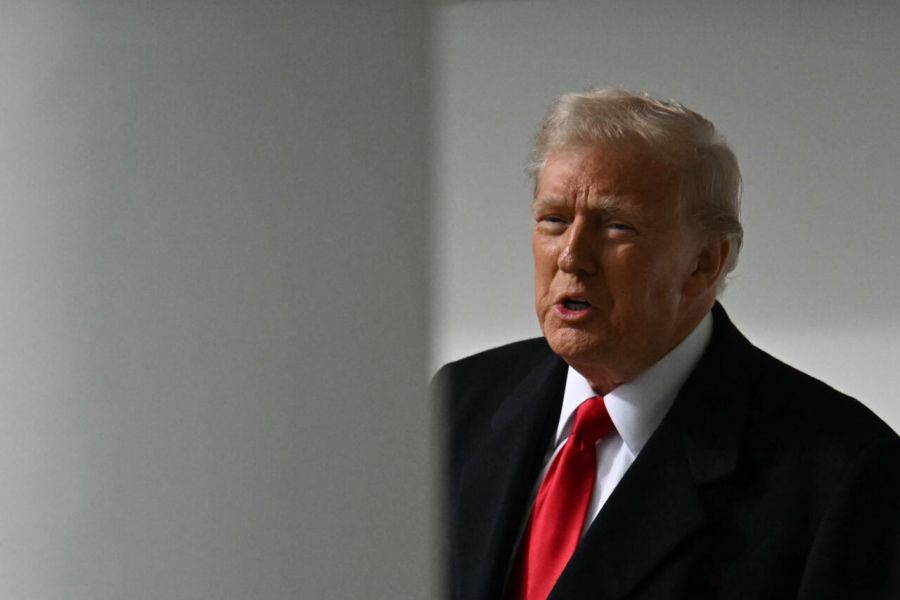 Les marchés en hausse suite aux annonces d'investissements dans l'IA de Donald Trump