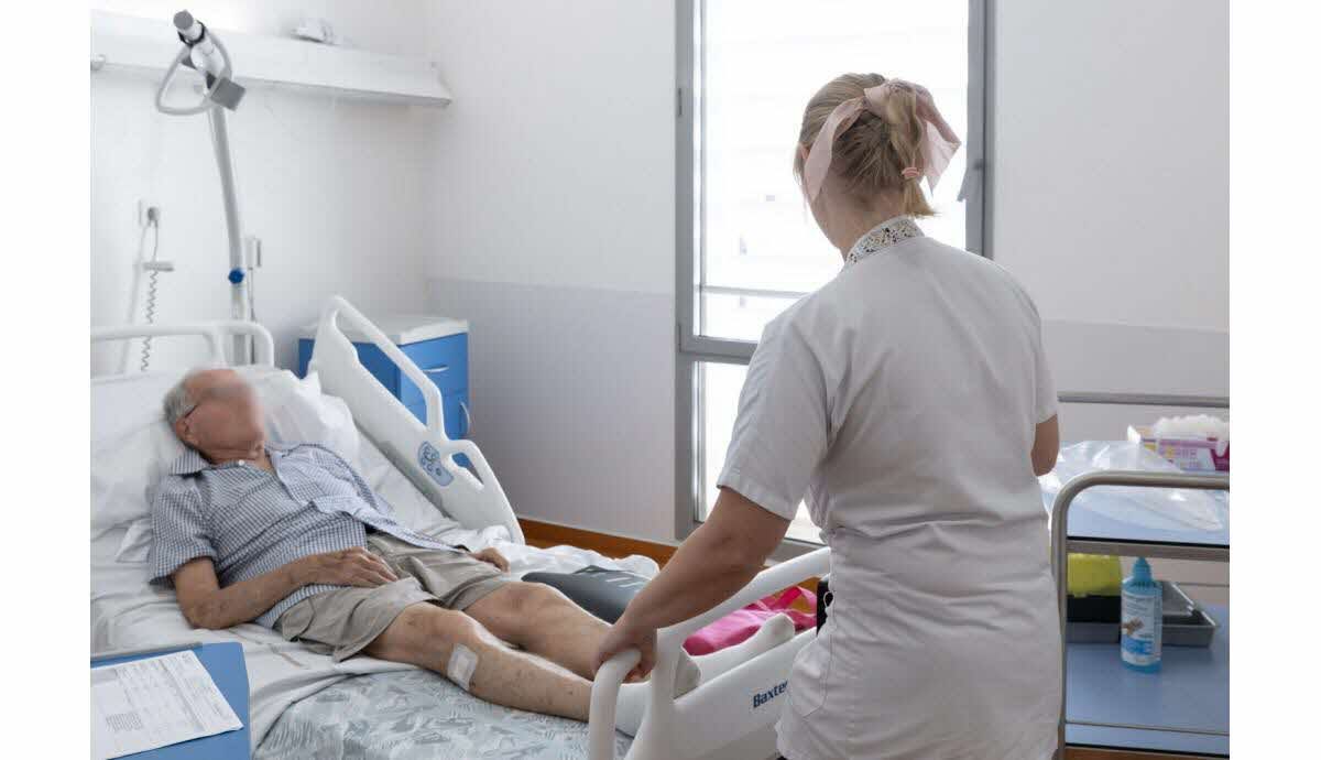 Santé Publique en Crise : La Fermeture Programmée de Lits et de Services Hospitaliers