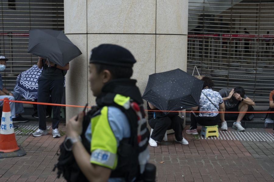 Hong Kong – Londres fustige la chasse aux militants pro-démocratie réfugiés au Royaume-Uni