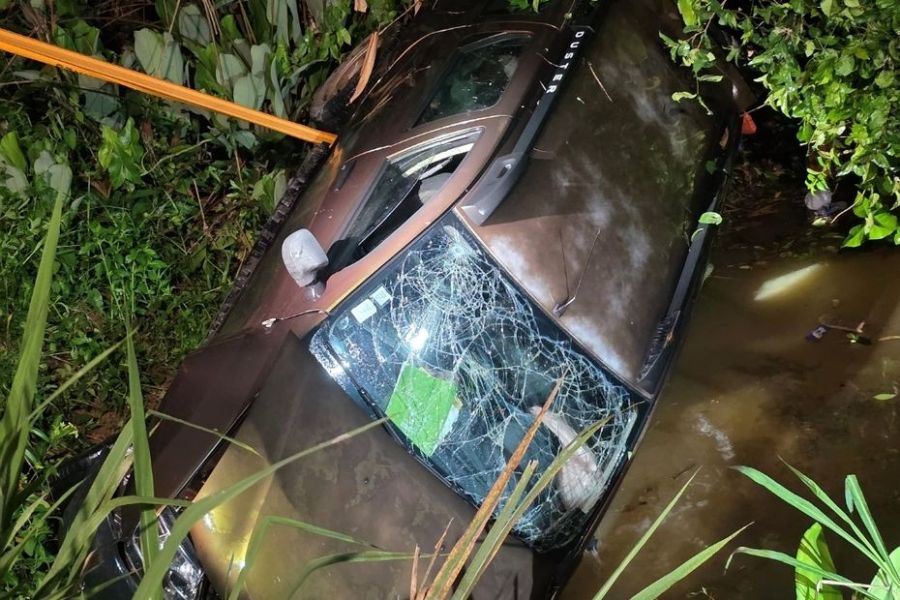 - Guyane : trois morts dans un accident tragique, dont une femme enceinte et un enfant