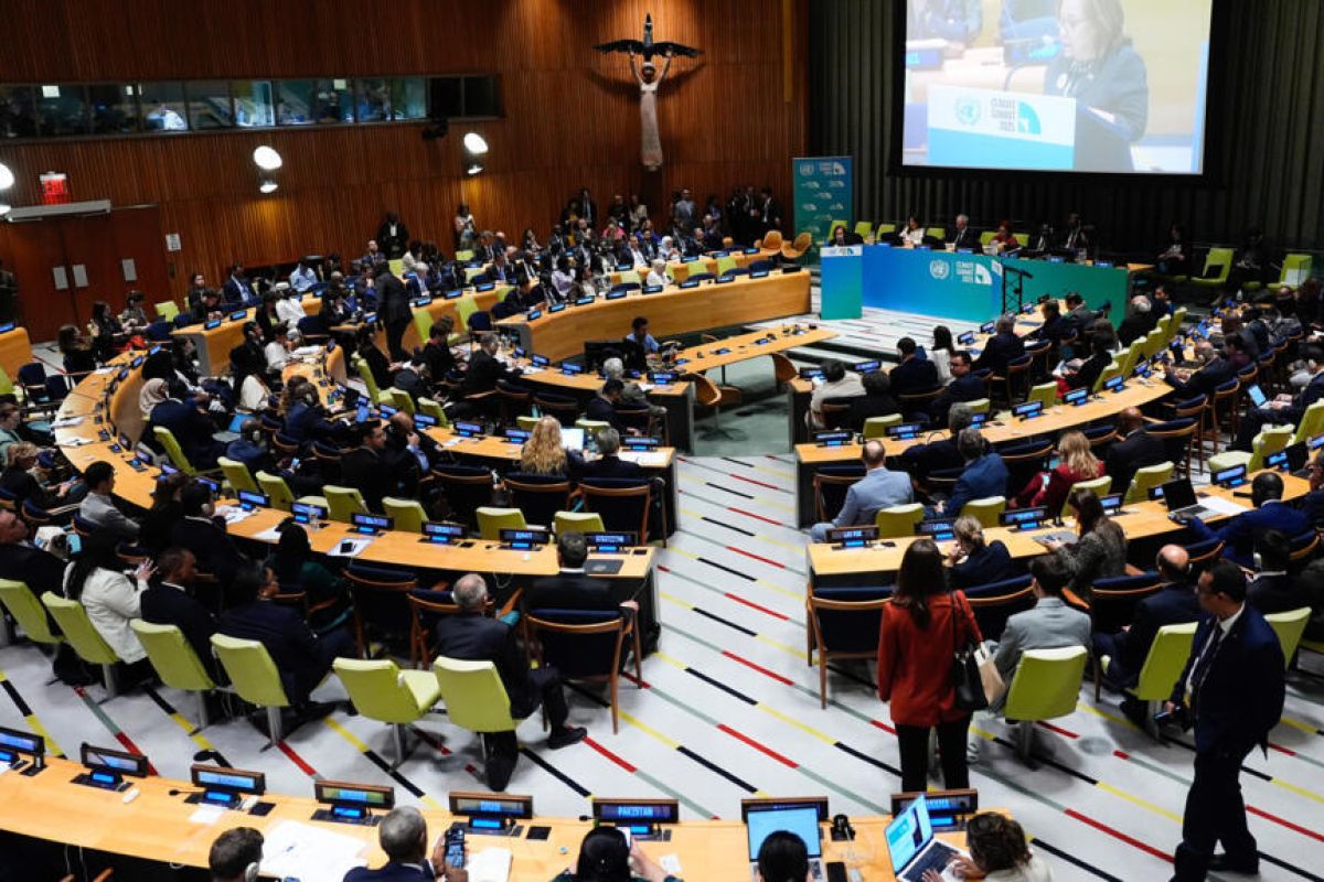 Diplomatie Globale et Urgences Climatiques : Les sommets internationaux face aux crises de l'été 2026