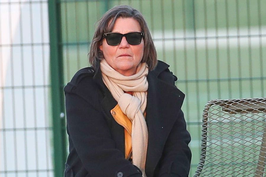 «Elle détestait le PSG», un ancien dirigeant se paie Véronique Rabiot : Coulisses et tensions dans le monde du football