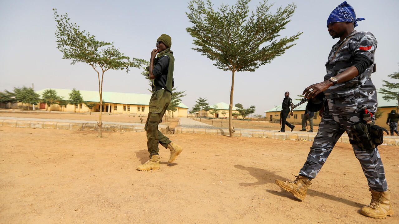Nigeria : « des bandits » armés tuent au moins 26 personnes dans une mine d'or. Comment expliquer la violence endémique dans cette région du Nigeria ?