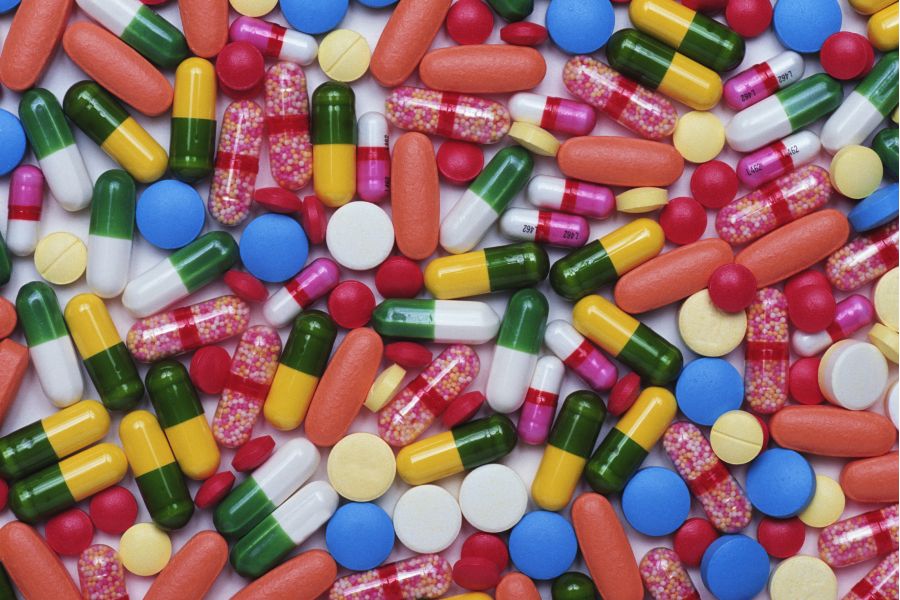 Santé publique : L'alerte de Jamy Gourmaud sur la "menace silencieuse" de la résistance aux antibiotiques