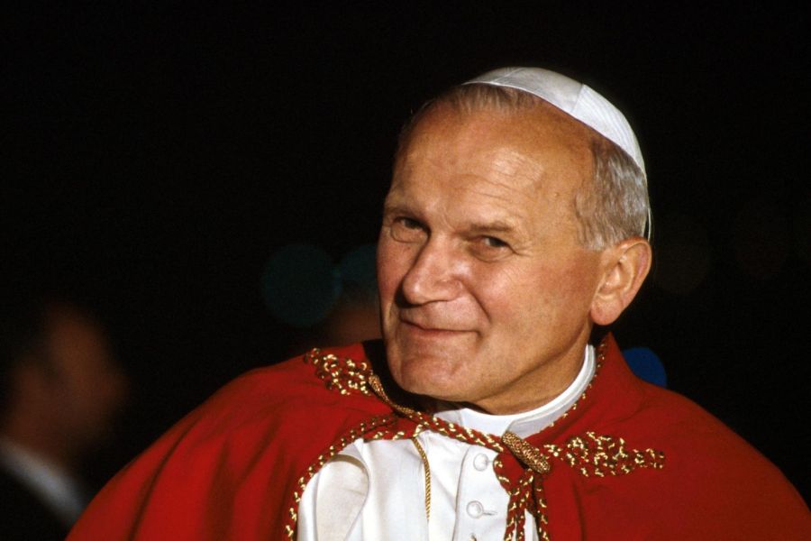 le Vatican honore la mémoire de Jean-Paul II, icône spirituelle du XXe siècle