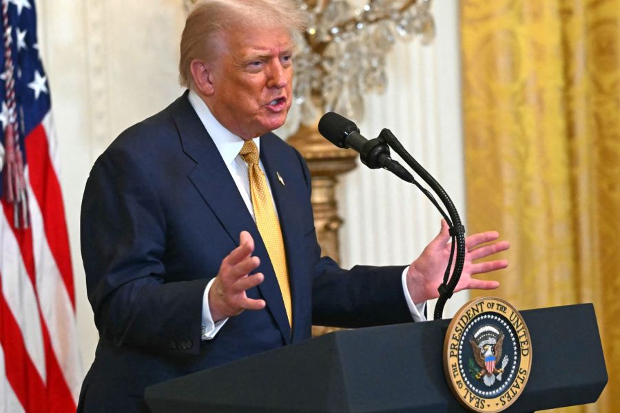 L'ULTIMATUM DE TRUMP ET LE SILENCE DES COMPLICES – VERS UNE ÉCONOMIE DE LA SERVITUDE