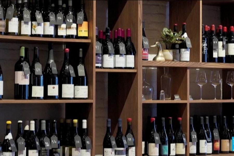 Droits de douane : après les annonces de Trump, le secteur des vins et spiritueux entre soulagement et inquiétude