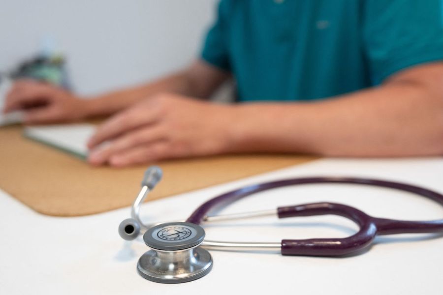 Procédure de régularisation des médecins étrangers : la France ouvre une nouvelle voie d’accès