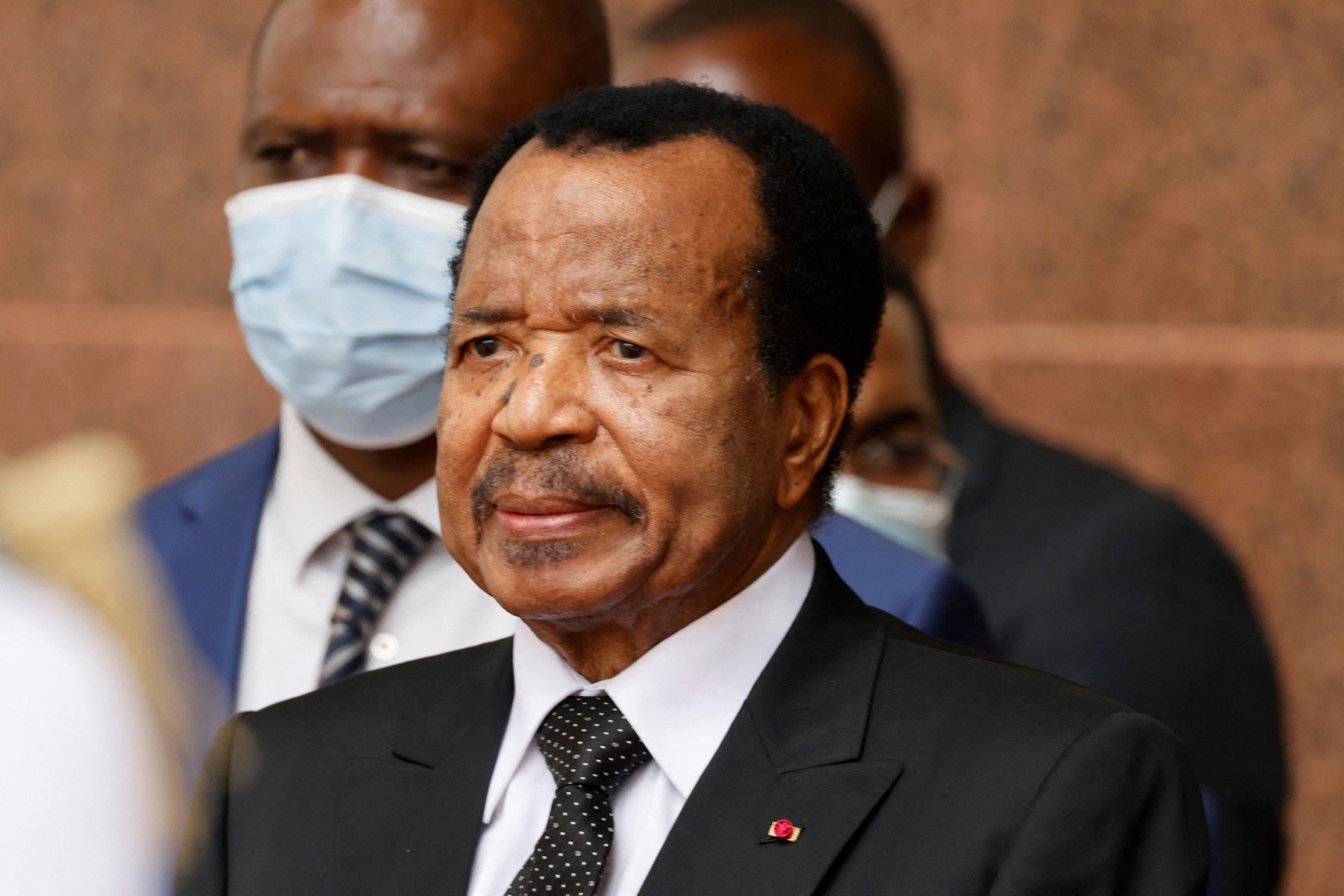 Paul Biya candidat à un huitième mandat présidentiel