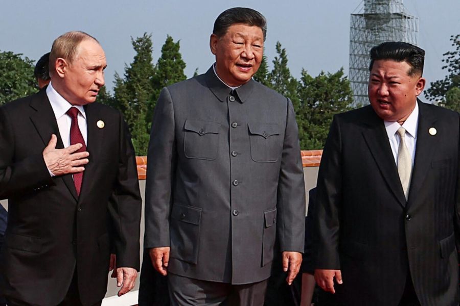 Un micro surprend Poutine et Xi Jinping discutant d’immortalité et de transplantation d’organes lors d’un incident au défilé militaire chinois