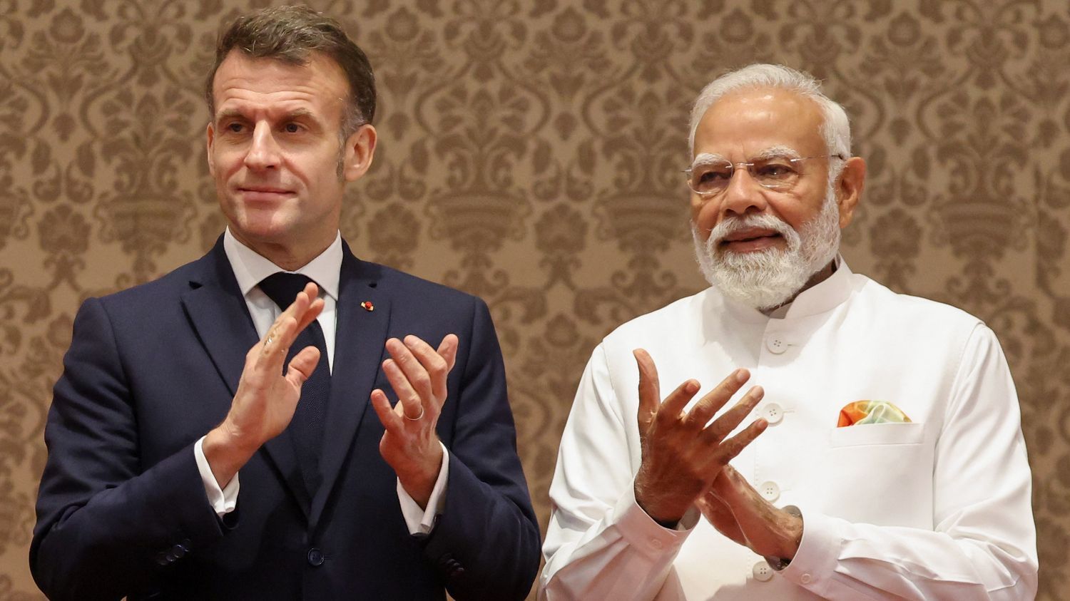 Sommet de Bombay 2026 : Macron et Modi scellent l'axe Paris-Delhi contre l'hégémonie de la Silicon Valley