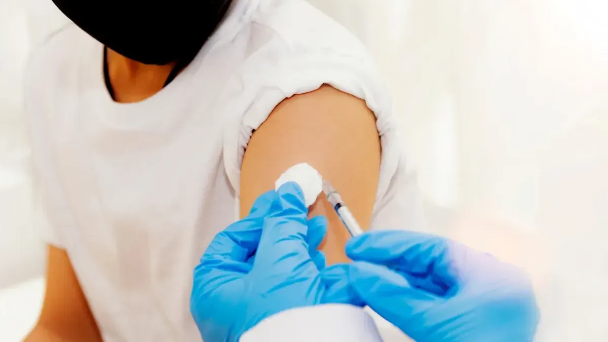 Santé mondiale 2026 : Les nouvelles stratégies de l'OMS pour éradiquer les maladies endémiques grâce aux vaccins ARNm