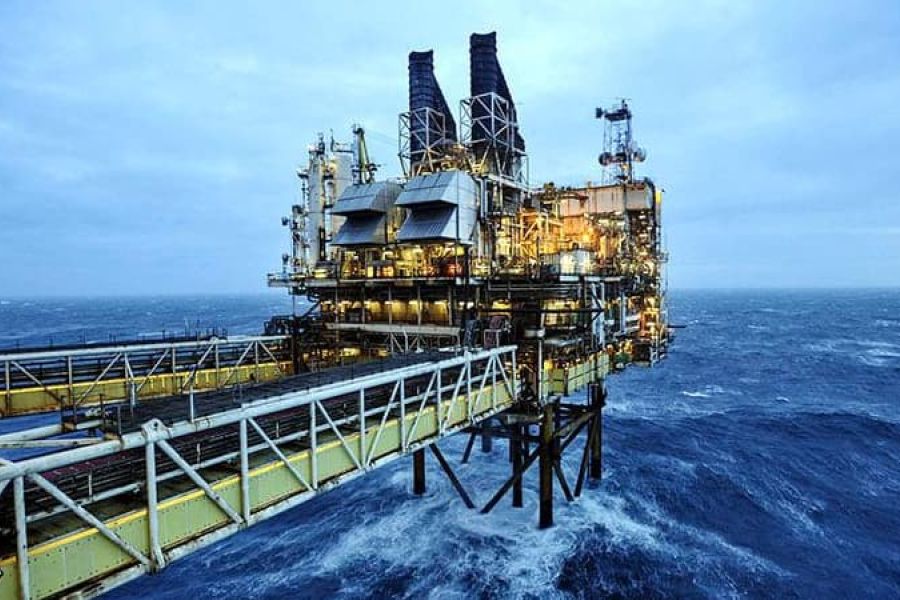 Pétrole : Le Baril de Brent Chute Sous les $75 Après l'Augmentation de Production Vénézuélienne