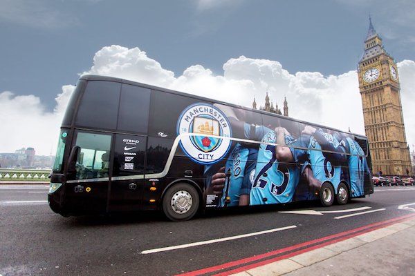 MANCHESTER ET L'INNOVATION DE RUPTURE — LA BIOMÉTRIE TOTALE FACE AU CHAOS DES TRANSPORTS