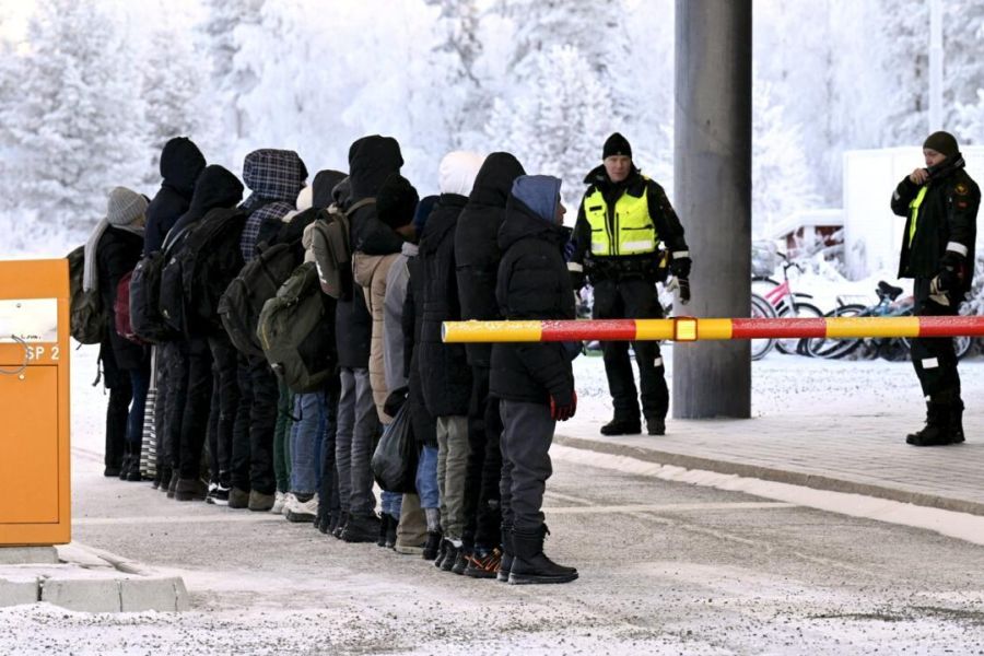 Finlande : nouveau tronçon de frontière clôturé avec la Russie – Sécurité, souveraineté et tensions géopolitiques en Europe du Nord
