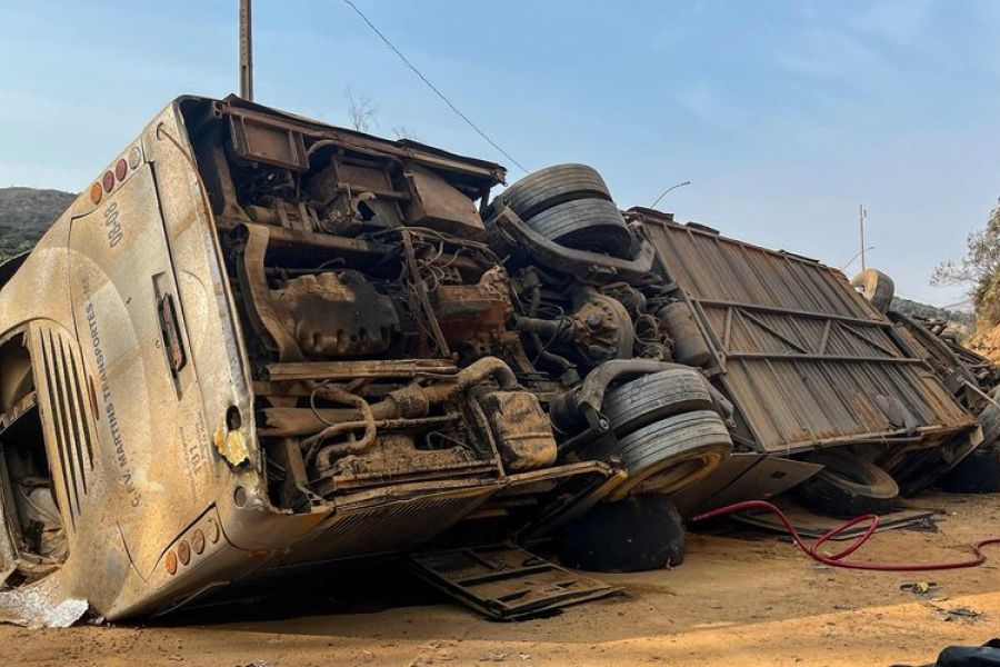 Brésil : 23 morts après la chute d'un car dans un ravin, un drame révélateur des défis de sécurité routière