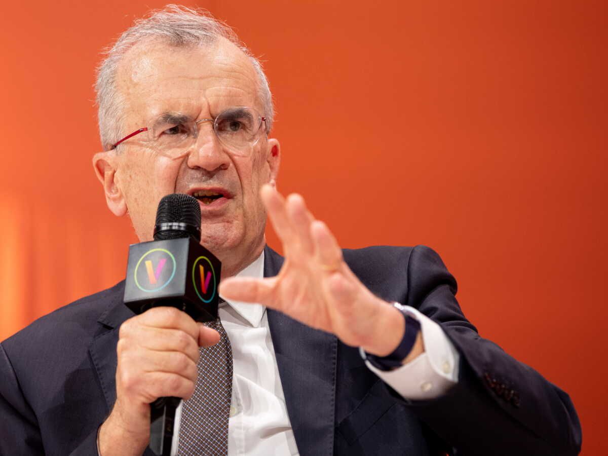 Le directeur de la Banque de France alerte sur l’absence de solution facile pour redresser les finances publiques