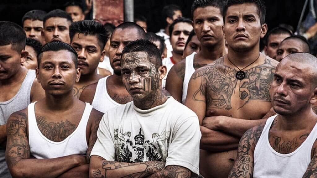 OMONDO FAITS DIVERS - Des dizaines de membres d'un gang néonazi inculpés en Californie