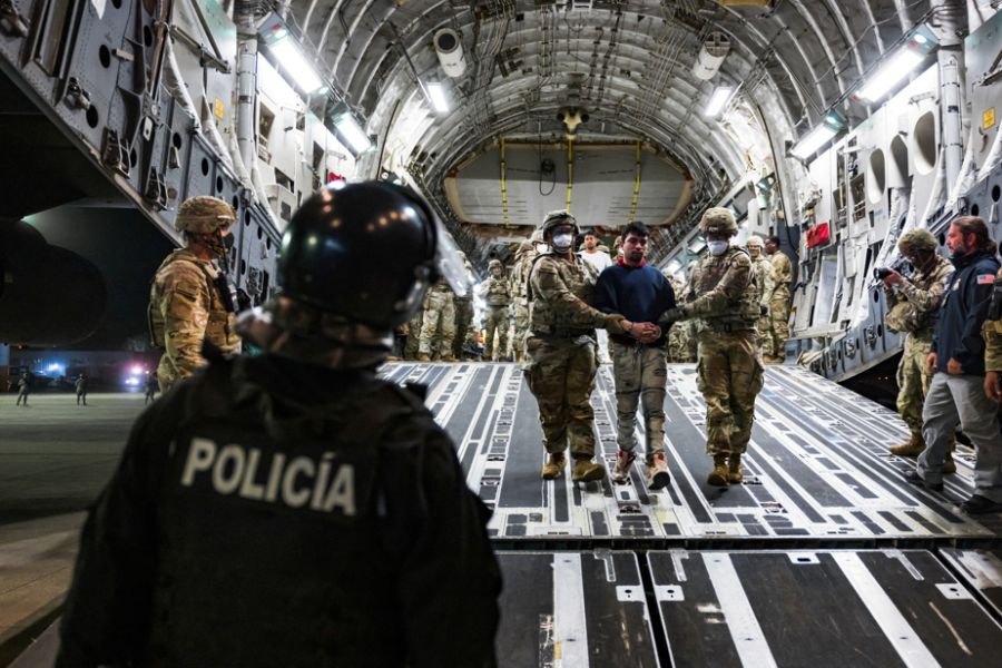 Un migrant expulsé par erreur vers le Salvador témoigne de sa torture : la France interpellée sur ses pratiques
