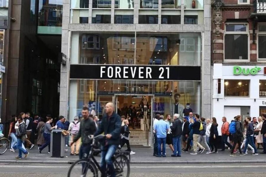 Forever 21 dépose le bilan pour la seconde fois aux États-Unis