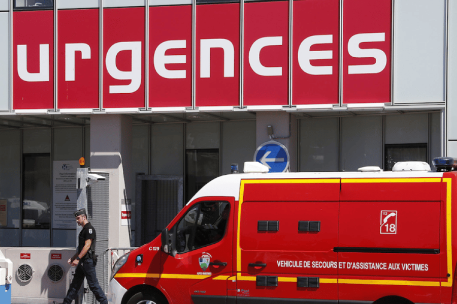 Hôpital public en France : La crise structurelle des urgences face à la fermeture continue des lits d'aval