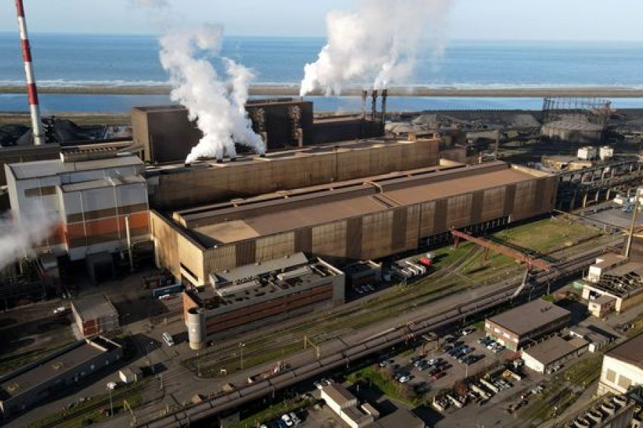 ArcelorMittal supprime 600 postes en France : impact sur l’emploi industriel et délocalisations vers l’Inde